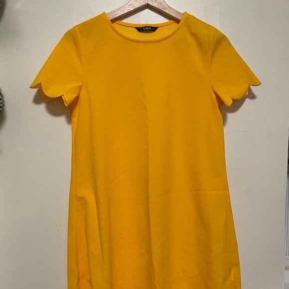 SHEIN Yellow Scallop Edge Dress - Picture 1 of 5